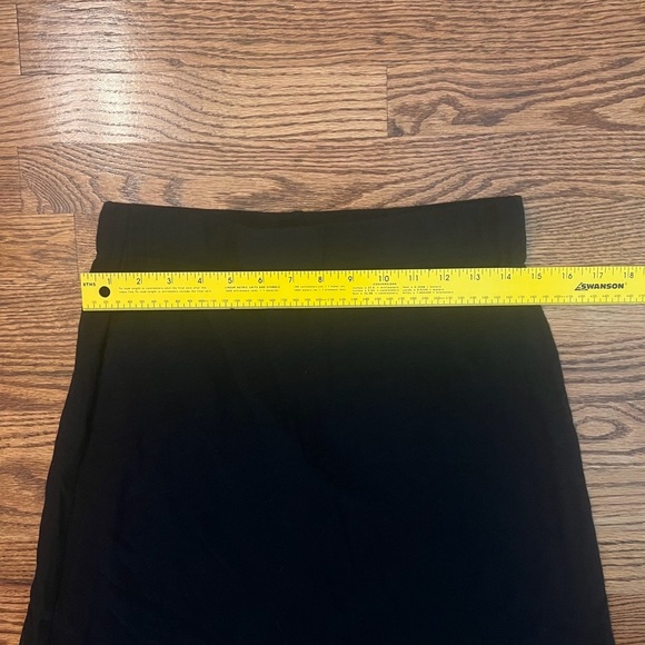 Wilt Classic A-line Black Cotton Skirt
Size: XS - Picture 5 of 7